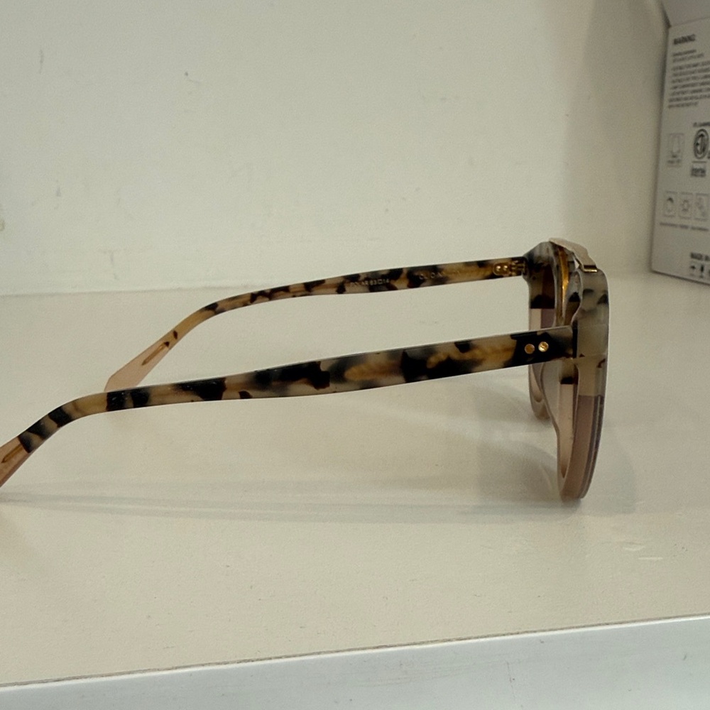 Krewe Clio Sunglasses - Picture 2 of 4